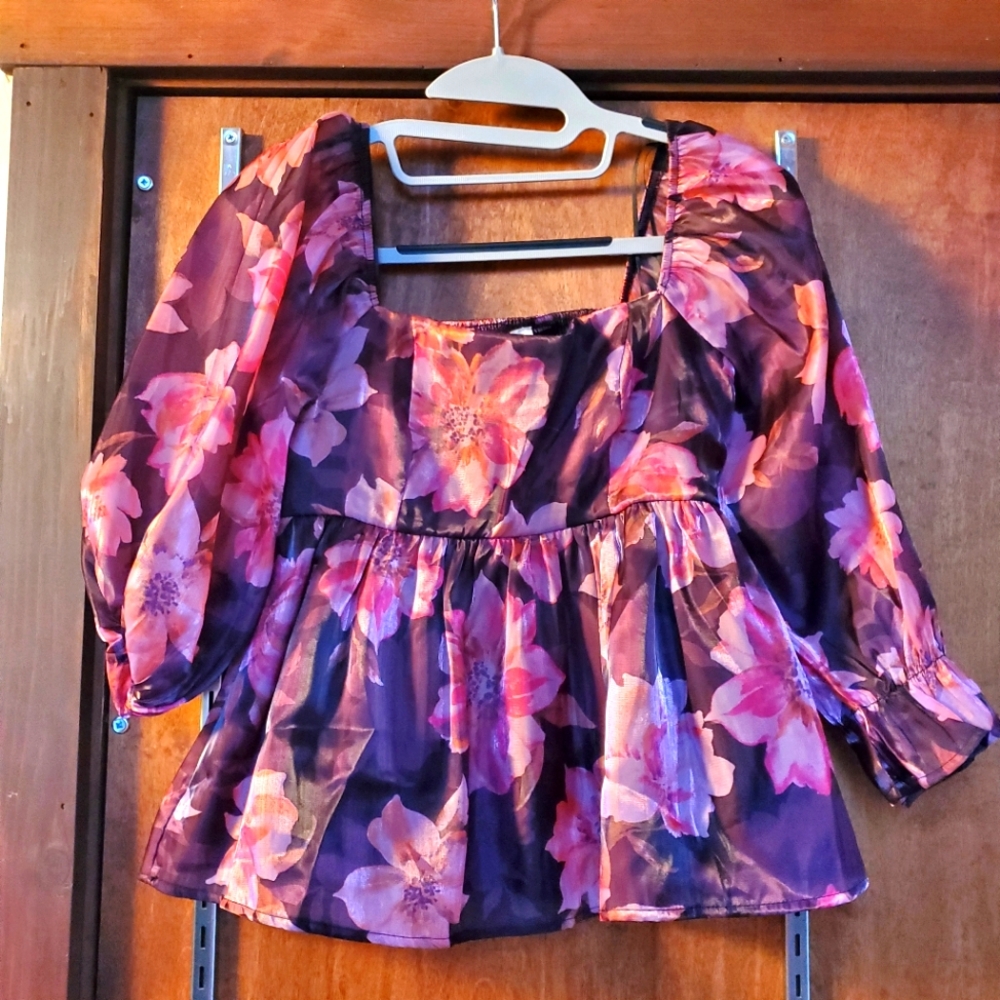 NWT Floral Baby Doll Style Blouse XS